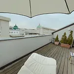 Luxury 150M2 Suite In Most Desirable Area Of Historic Central Vienna