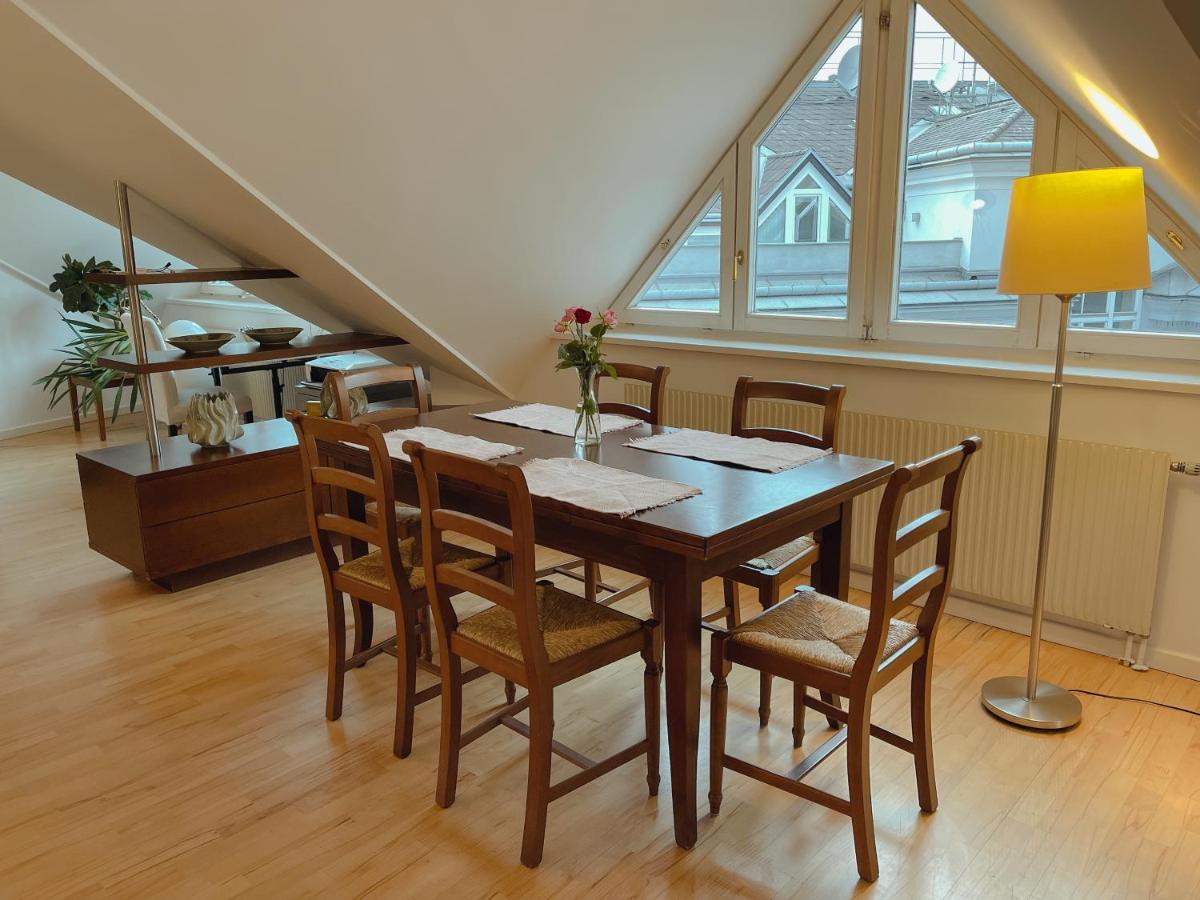 Appartement Luxury 150m2 In Desirable Area Of Historic Wenen